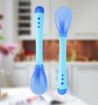 LFGB Baby Temperature change spoon Approved BPA Free Baby Temperature Changing Color Spoon