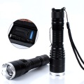 Senter genggam LED Camping Torch Torch Adjustable Focus