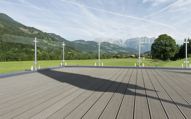 China Manufacturer WPC Engineered M-Shape  WPC  Decking  /Composite Flooring  Boards for Garden 