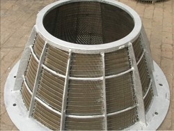 Continuous slot screen baskets