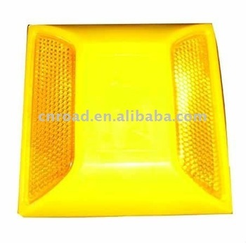 road reflector cat eyes