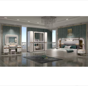 2025 elegant African mirrored headboard Bedroom Sets Luxury royal King Size Bedroom Furniture Set
