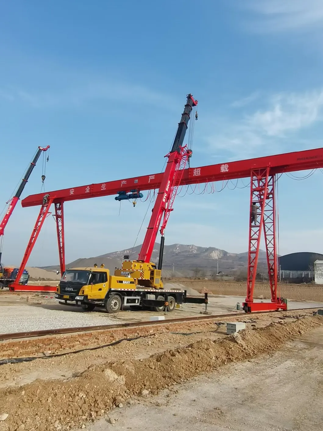 Field Installation Gantry Crane with Double Electric Hoist Hot Sale