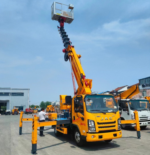 Telescopic arm 28 meter lifting operation vehicle
