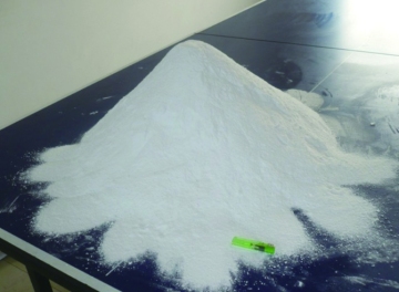 Efficient particle refining agent