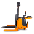 1.5T Electric Walkie Straddle Stacker 4500mm ارتفاع بلند کردن
