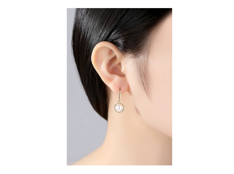 S925 Silver Circle Simple Fashion Black Freshwater Pearl Stud Earrings