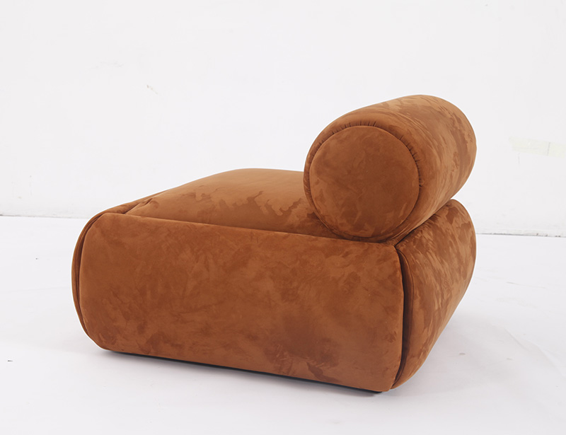 Lupin-sofa-replica Lupin-sofa-replica