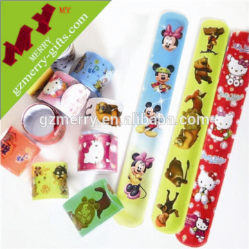 Factory offer price reflective pvc slap bracelet