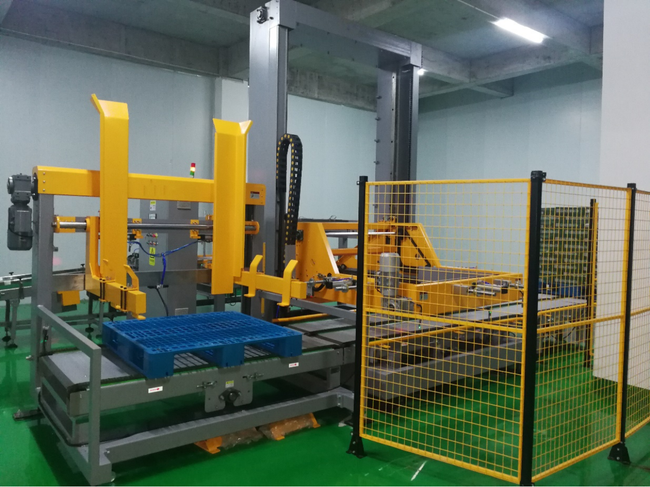 Automatic Gantry Stacker Palletizer Machine For Pallets, Cartons, And ...