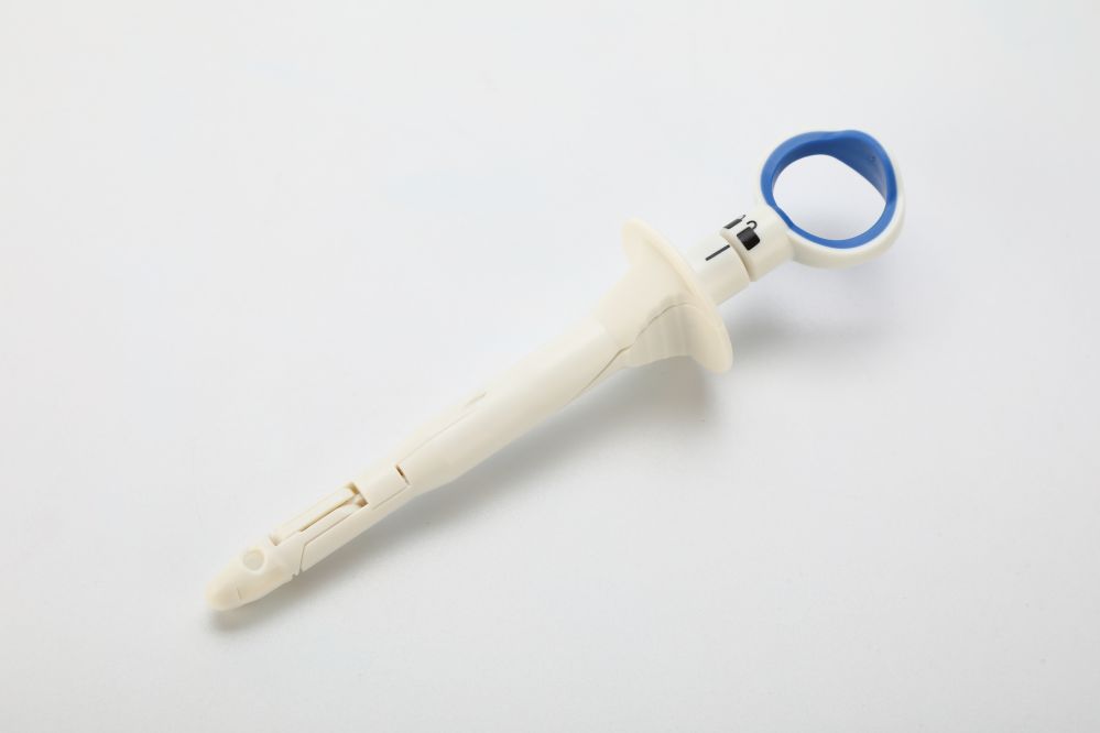 Disposable minimally invasive fascial closure device