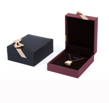 Custom Luxury Cardboard Ring Necklace Jewelry Paper Box