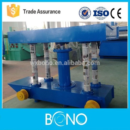 Jumbo roll slitting machine