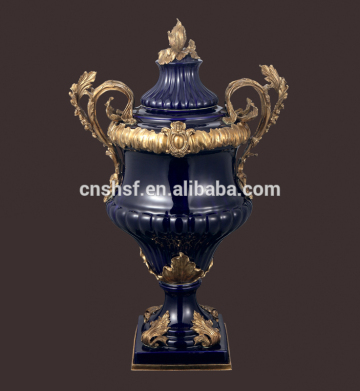 C22 antique bronze copper vase