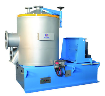 Upflow pressure screen for paper machine