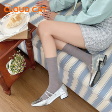 Classic Style Lace Socks for Modern Women