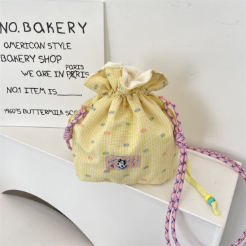 Trendy Cartoon Durable Yellow Canvas Makeup Drawstring Bag