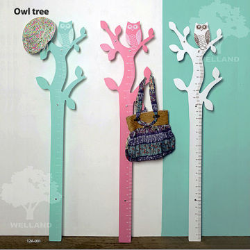 coat tree M