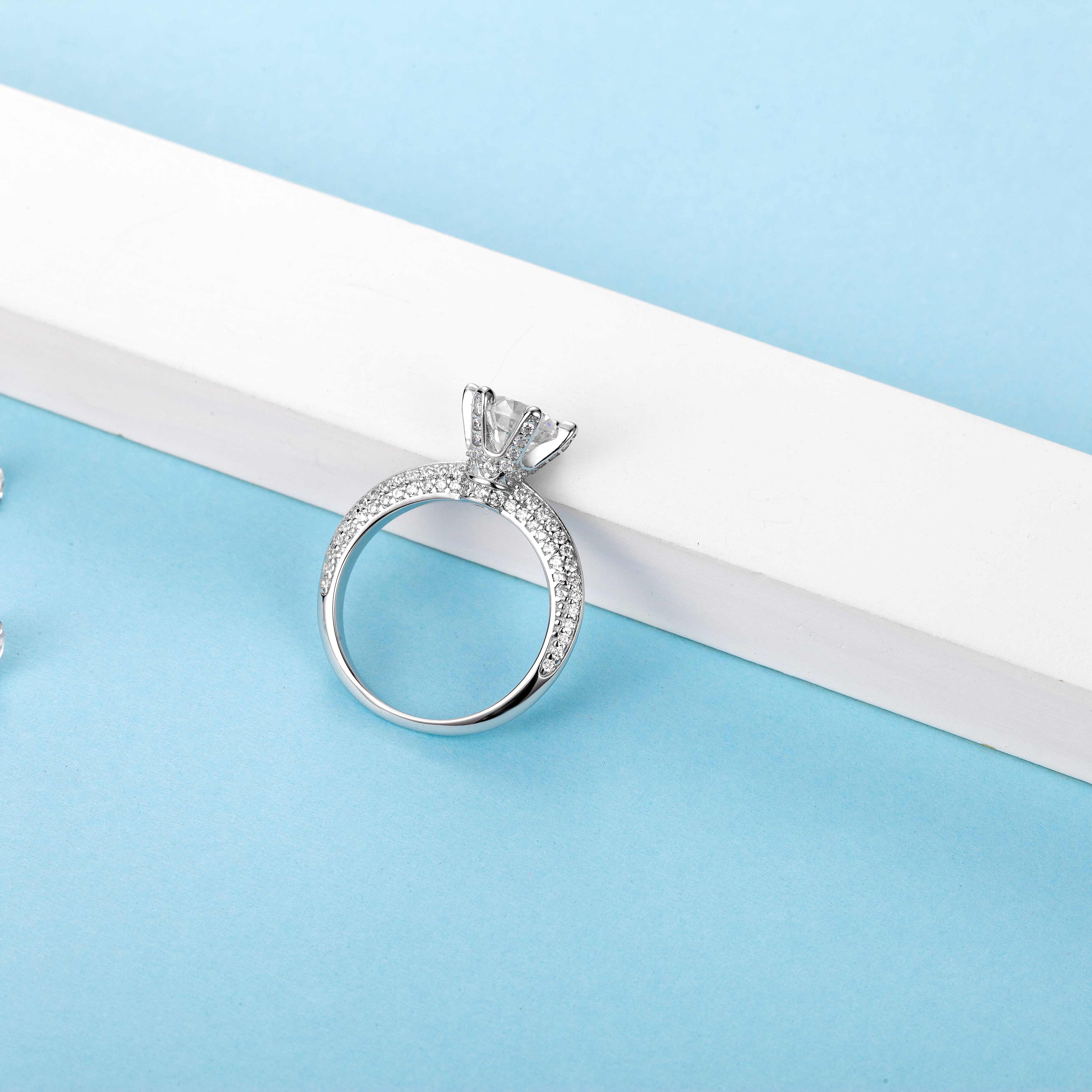 New Arrival S925 Silver Six-prongs Setting Large Moissanite Multiple Diamonds Wedding Engagement Women Gemstone Ring