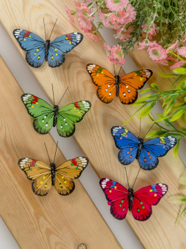 Butterfly paper roll craft