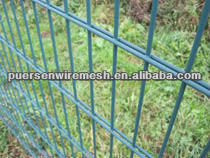 Double wire fence two horizontal wires fence