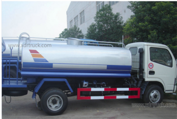 4cbm 4ton Dongfeng Water Delivering Sprinkler Truck