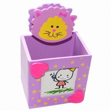 Cartoon Cat Pen Holder, Made of Wood, OEM Orders Available