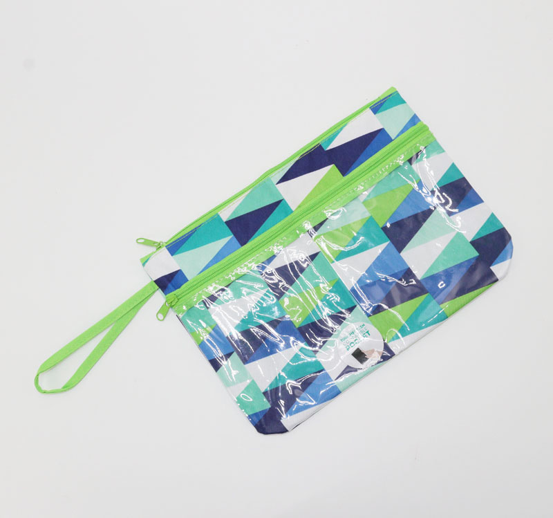 All Purpose Wet Dry Pouch Bag Digital Printing Convenient Pouch Wristlet Bag With Front PVC Pocket