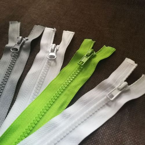 Heavy duty 11inch  polyester zippers for sweater