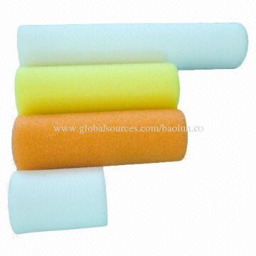 Perforated garland sponge paint roller brush