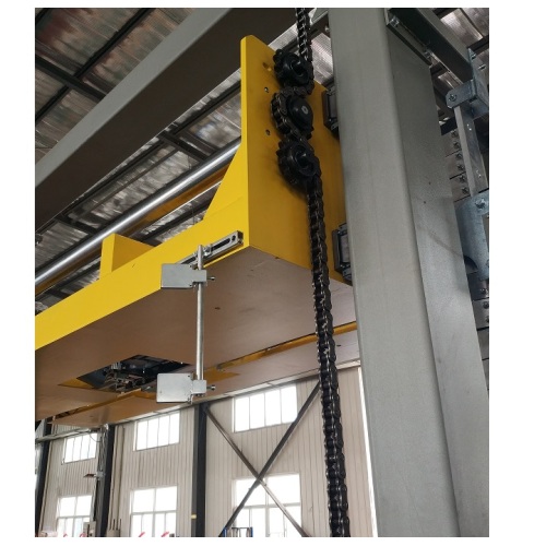 Auto pallet strapping machine