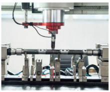 Automatic straightening machine for rocker shaft