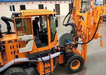 Contractor Good Helper Pile Driver