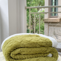 Manta de sofá cálida de lana de cordero de 2 lados