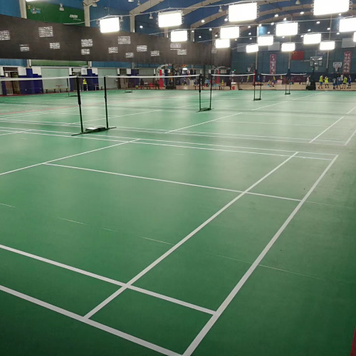 PVC sportvloermat voor badmintonveld