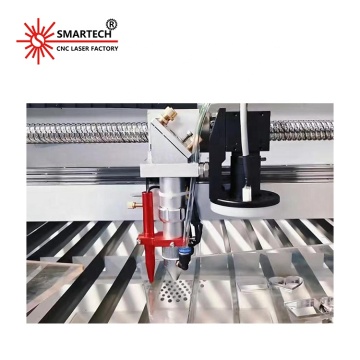 Auto Focus CO2 Laser Engraving Cutting Machine with CCD Camera