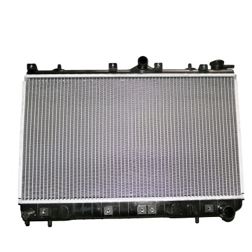 Pièces de rechange radiateur pour la schoupe Hyundai OEM 25310-24001 25310-24000