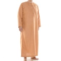 Thobe de style omanais traditionnel en gros pour islamique