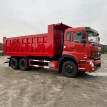 Heavy duty rear double-axle muck dump truck