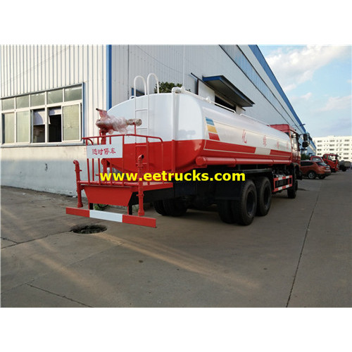 4500 Gallon Dongfeng Water Purling Trucks