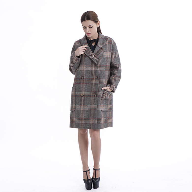 Cashmere Winter Coat with Fur Collar