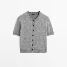 Women's urban minimalist commuting style short sleeved knitted sweater cardigan