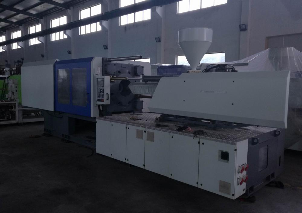 High Capacity Plastic Injection Molding Machine