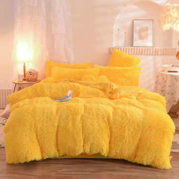 Custom winter PV plush polyester comforter sets