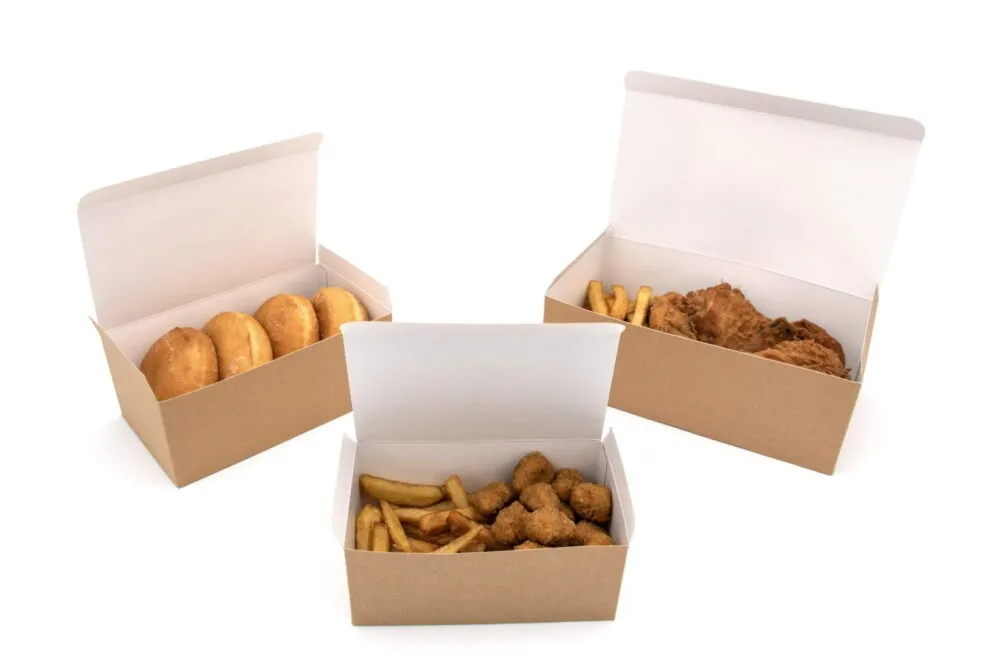 フライドチキンの箱 box of fried chicken