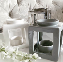 Square Ceramic Oil Burner - Aromatic Ambiance