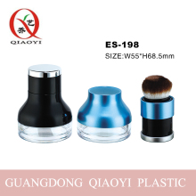 Blusher compact with Applicator well