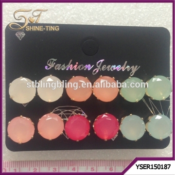 Hot sale in alibaba jelly color acrylic bead stud earring for girls