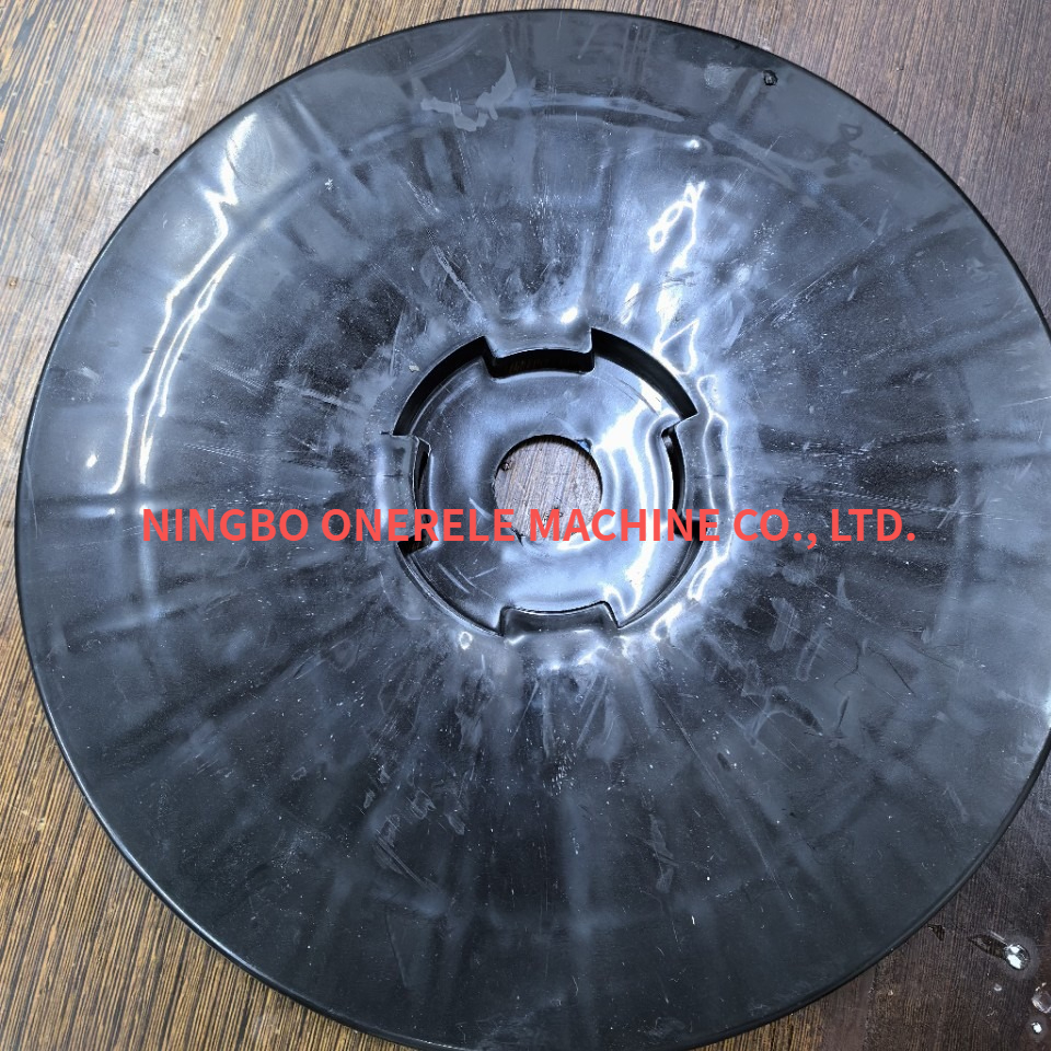 Plastic reel (2) Plastic reel (2)