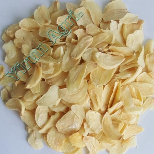 Dry Ginger Flakes with Advanced Quality